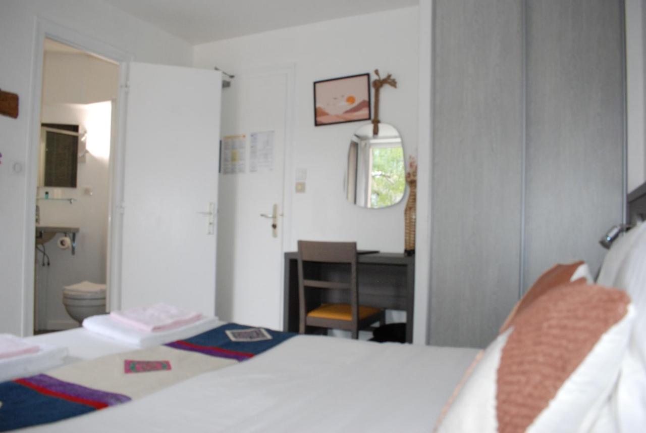 Logis Hotel Restaurant & Pizzeria Vuillot Cuiseaux Bagian luar foto