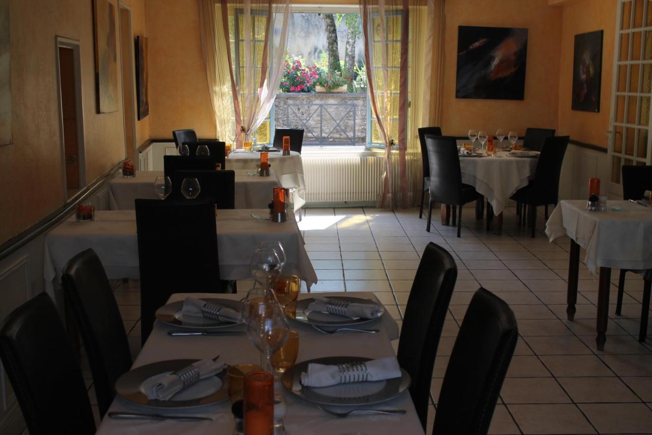 Logis Hotel Restaurant & Pizzeria Vuillot Cuiseaux Bagian luar foto